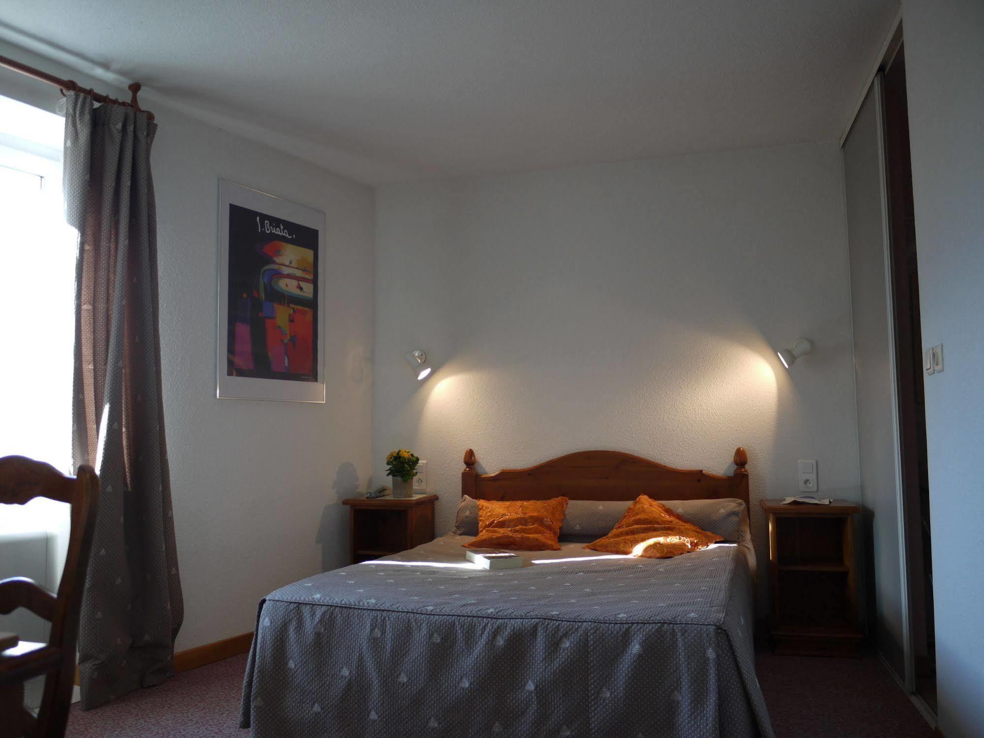 Castel Mireio Bed & Breakfast Cairanne Bagian luar foto